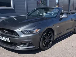 Grå Begagnad 2015 Ford Mustang GT Convertible Cab | 415 000 kr (Marknadspris)