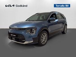 Blå (mineral blue) Begagnad 2022 Kia e-Niro SUV | 329 900 kr (Marknadspris)