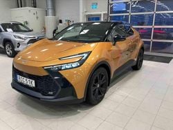 Gul Begagnad 2025 Toyota C-HR SUV | 459 900 kr
