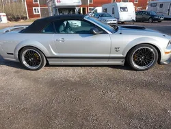 Ljusgrå Begagnad 2006 Ford Mustang GT Convertible Cab | 249 500 kr (Marknadspris)