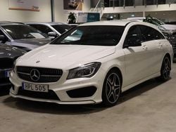 Vit Begagnad 2015 Mercedes CLA220 Shooting Brake AMG Kombi | 169 800 kr (Bra pris)