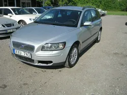 Ljusgrå Begagnad 2006 Volvo V50 Kombi | 13 500 kr (Bra pris)