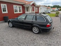 Svart Begagnad 2003 BMW 320 Kombi | 6 000 kr (Superpris)
