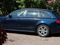 Blå Begagnad 2010 Audi A4 S-Line Kombi | 82 000 kr (Lite dyr)