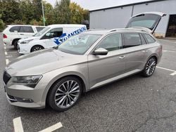 Brun Begagnad 2016 Skoda Superb LAURIN & KLEMENT Kombi | 145 000 kr (Marknadspris)