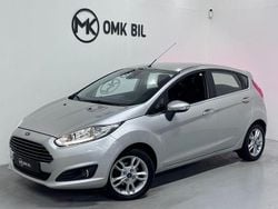 Grå Begagnad 2016 Ford Fiesta Titanium Halvkombi | 97 900 kr (Marknadspris)