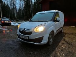 Vit Begagnad 2016 Opel Combo Minibuss | 86 000 kr