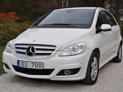 Vit Begagnad 2008 Mercedes B170 Minibuss | 49 900 kr (Marknadspris)