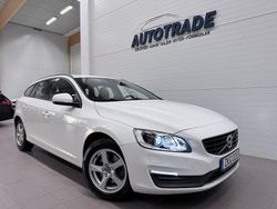 Vit Begagnad 2018 Volvo V60 Standard Kombi | 179 900 kr (Superpris)