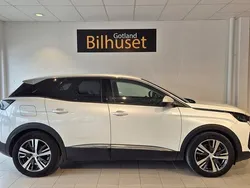 Vit Begagnad 2021 Peugeot 3008 SUV | 242 800 kr (Marknadspris)