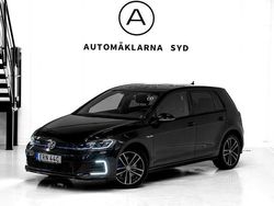 Svart Begagnad 2020 VW Golf VIII GTE Halvkombi | 219 900 kr (Superpris)