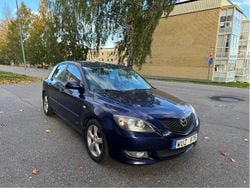 Blå Begagnad 2005 Mazda 3 Inclusive Halvkombi | 20 000 kr (Bra pris)