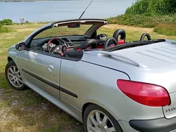 Grå Begagnad 2001 Peugeot 206 CC Cab | 12 000 kr (Bra pris)