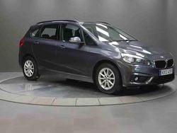 Grå Begagnad 2016 BMW 218 Active Tourer Minibuss | 149 000 kr