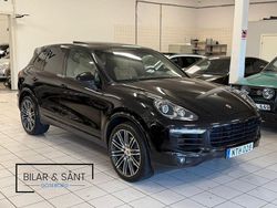Svart Begagnad 2015 Porsche Cayenne S SUV | 269 900 kr