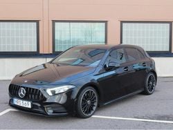 Svart Begagnad 2019 Mercedes A250 AMG Halvkombi | 238 700 kr (Marknadspris)