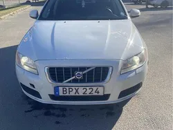Vit Begagnad 2009 Volvo V70 Kinetic Kombi | 46 000 kr