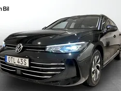 Svart Begagnad 2024 VW Passat Business Kombi | 379 900 kr (Dyr)