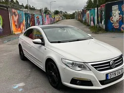 Vit Begagnad 2009 VW CC Sedan | 89 000 kr (Bra pris)