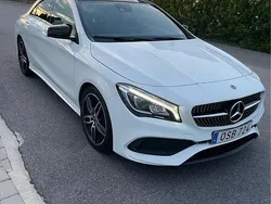 Vit Begagnad 2018 Mercedes CLA200 AMG Sportkupé | 254 999 kr (Marknadspris)