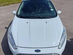 Vit Begagnad 2013 Ford Fiesta Titanium Halvkombi | 50 000 kr (Marknadspris)