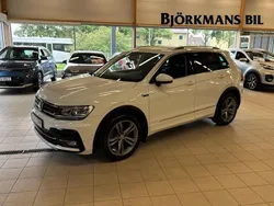 Vit Begagnad 2019 VW Tiguan R-line SUV | 289 000 kr (Marknadspris)