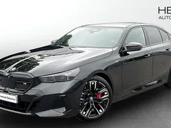 Svart (black) Begagnad 2023 BMW i5 M Sport Sedan | 798 700 kr