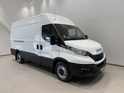 Vit Begagnad 2020 Iveco Daily Van | 199 000 kr