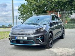Grå Begagnad 2019 Kia e-Niro Advance SUV | 259 000 kr (Marknadspris)
