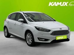 Vit Begagnad 2018 Ford Focus Titanium Halvkombi | 129 800 kr (Marknadspris)