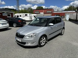 Silver Begagnad 2011 Skoda Fabia Elegance Halvkombi | 44 600 kr (Marknadspris)