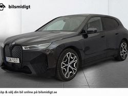 Grå Begagnad 2022 BMW iX Comfort Edition SUV | 544 800 kr (Marknadspris)