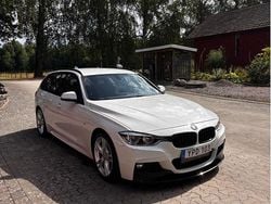 Vit Begagnad 2018 BMW 318 M Sport Kombi | 220 000 kr (Marknadspris)