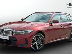 Röd (red) Begagnad 2024 BMW 330e Shadowline Kombi | 498 700 kr