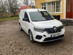 Vit Begagnad 2023 Renault Kangoo | 259 900 kr (Lite dyr)