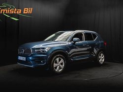Mörkblå Begagnad 2020 Volvo XC40 Inscription SUV | 298 900 kr (Marknadspris)