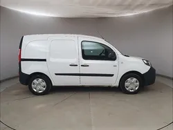 Vit Begagnad 2021 Renault Kangoo Minibuss | 128 900 kr (Marknadspris)