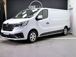 Vit Begagnad 2024 Renault Trafic Minibuss | 339 500 kr (Lite dyr)