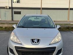 Begagnad 2009 Peugeot 207 Halvkombi | 18 000 kr (Marknadspris)