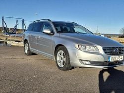 Silver Begagnad 2015 Volvo V70 Momentum Kombi | 109 900 kr (Bra pris)