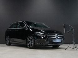 Svart Begagnad 2021 Mercedes B250e Advantage Minibuss | 325 000 kr (Marknadspris)