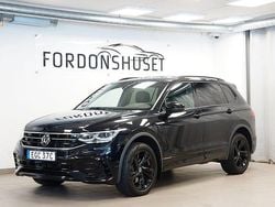 Svart Begagnad 2022 VW Tiguan Allspace R-line SUV | 369 000 kr (Marknadspris)