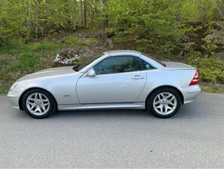 Silver Begagnad 2004 Mercedes SLK200 Cab | 75 000 kr