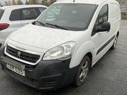 Vit Begagnad 2016 Peugeot Partner Minibuss | 49 000 kr (Bra pris)