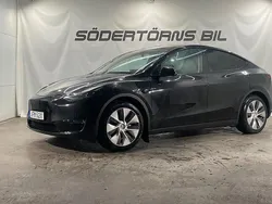 Svart Begagnad 2022 Tesla Model Y Long Range AWD SUV | 429 900 kr
