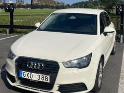 Vit Begagnad 2013 Audi A1 Sportback Halvkombi | 105 000 kr (Bra pris)