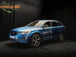 Blå Begagnad 2017 Volvo XC60 R-Design SUV | 249 700 kr (Marknadspris)