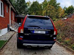 Blå Begagnad 2011 Volvo XC90 R-Design SUV | 125 000 kr (Marknadspris)