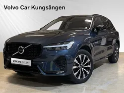 Blå Begagnad 2023 Volvo XC60 Plus SUV | 469 900 kr (Marknadspris)