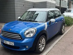Blå Begagnad 2013 Mini Cooper D Halvkombi | 115 500 kr